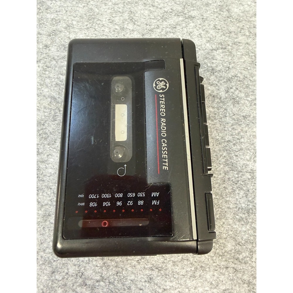 GE Am/Fm Stereo Radio Portable Cassette Player Model 3-5481B Works
